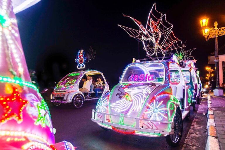 Untuk kamu yang lagi berlibur di Jogja mencari hiburan malam nan menyenangkan be...
