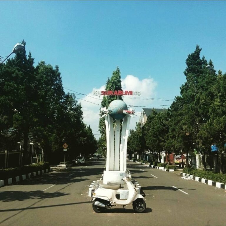 #exploresukabumi photo by  taken at Jalan Ir. H. Juanda...