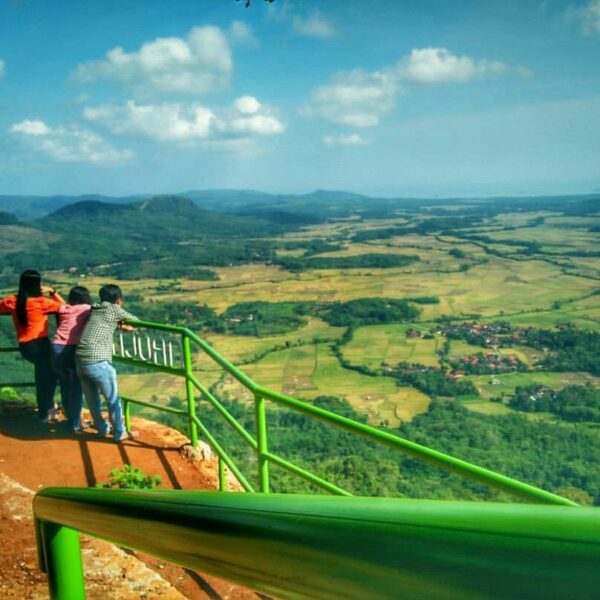 #exploresukabumi photo by  taken at Panenjoan, #CiletuhPalabuhanratuGeopark.
--
...