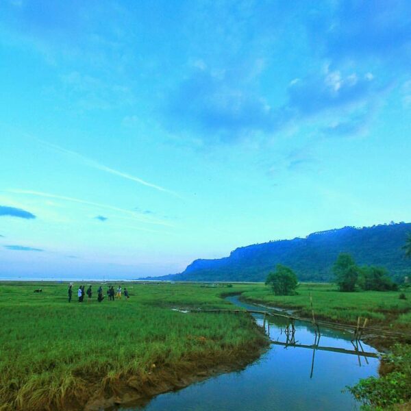 #exploresukabumi photo by  taken at Ciletuh-palabuhanratu Geopark.
-------------...