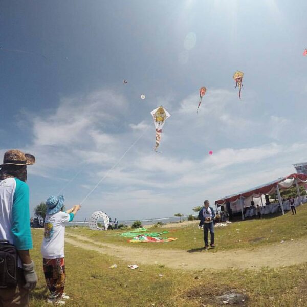 #exploresukabumi photo by  taken from #CGF2016 at Pantai Batu Namprak.

If you m...