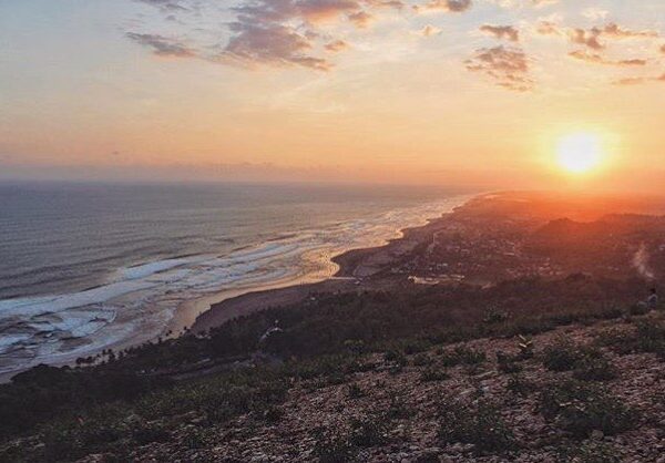 #explorejogja photo today by  taken at Buki Paralayang, Parangtritis....