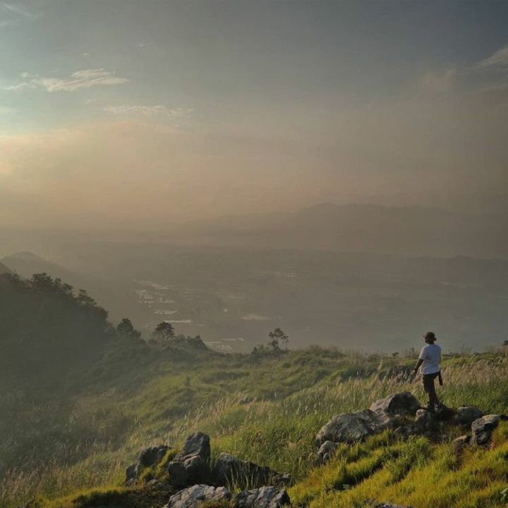 #exploresukabumi photo by  taken at Bukit Karang Numpang, #cisaat...