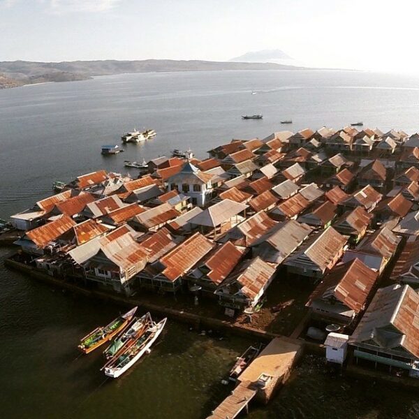 #explorebima Photo today by  taken at Around Sape ( View Bajo Pulo Settlement )
...
