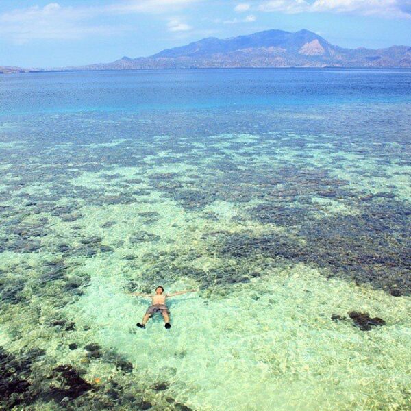 #explorebima Photo today by  taken at Santigi Beach

#exploreindonesia 
#discove...