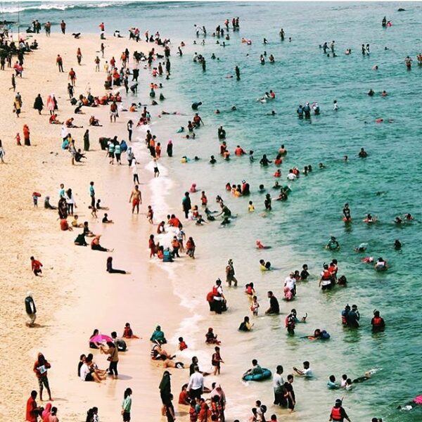 #explorejogja photo today by  taken at Pantai Sadranan, Gunungkidul....