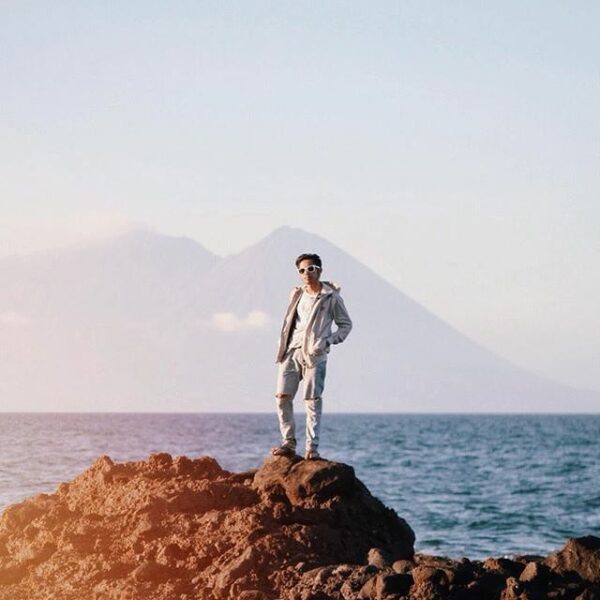 #explorebima Photo taken by  at Around Wera ( View Mt Sangeang )

#travelingindo...