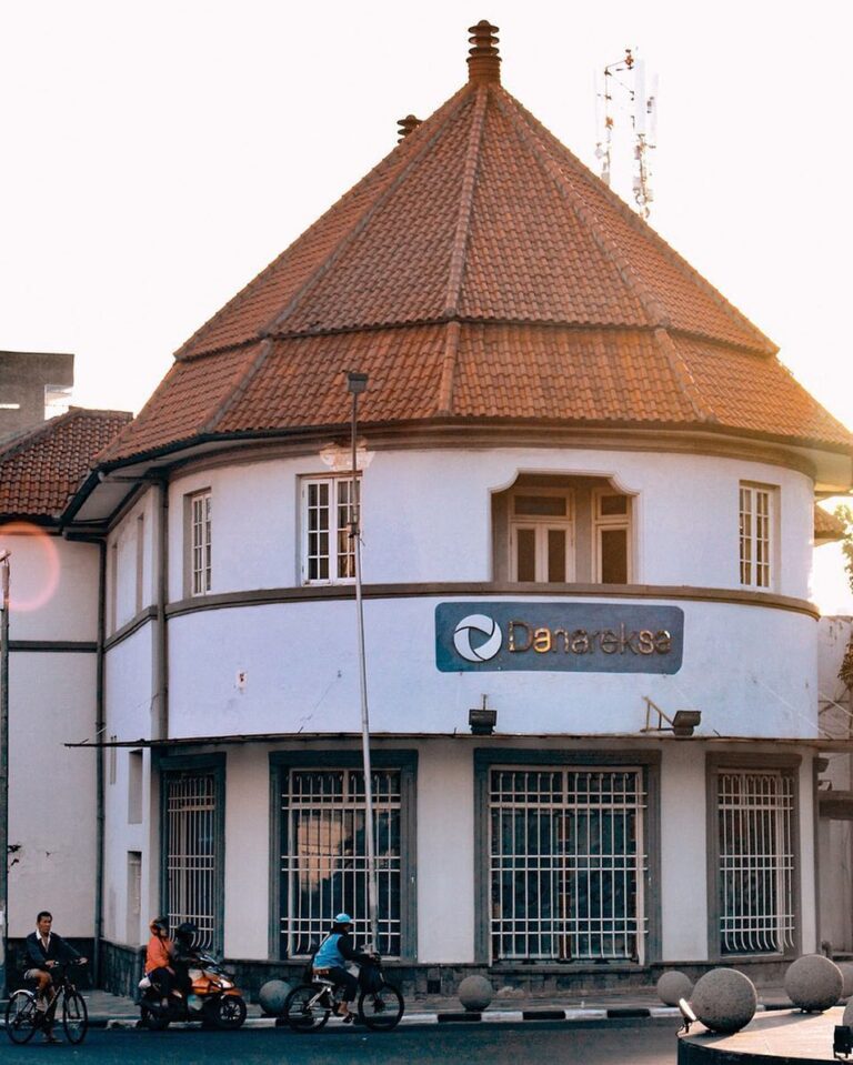 A vintage touch in the midst of Bandung's modernity captured by  around simpang ...
