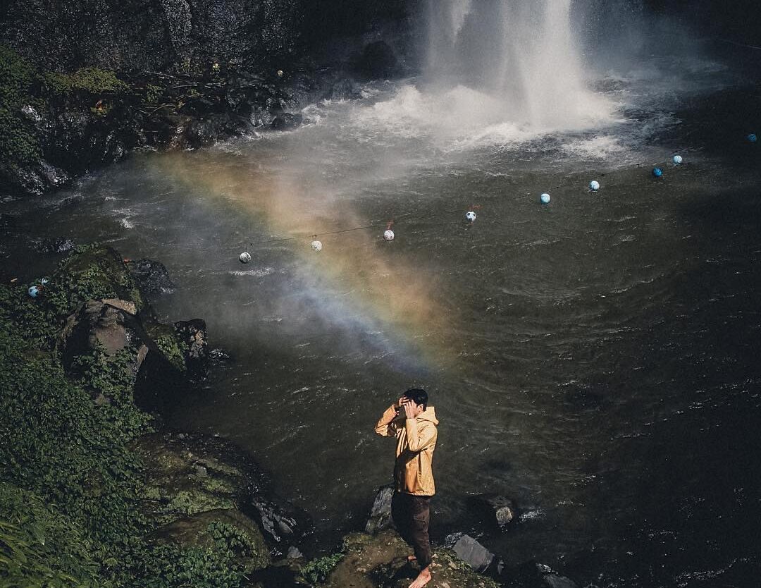 Legend said there's a pot of gold at the end of a rainbow. Looks like  has found...