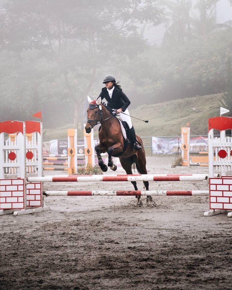 Saddle up and get ready to hit your finish line. Captured by  
#explorebandung
-...