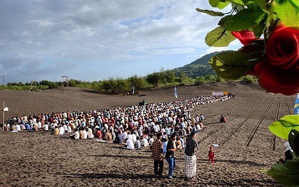 Selamat Hari Raya Idul Adha 1437H.

Credit photo by  taken at Gumuk Pasir, Paran...