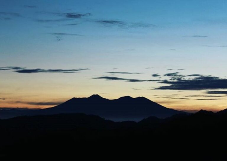 Marhaban Ya Ramadhan!
Selamat menjalankan ibadah puasa bagi yang menjalankan!

P...