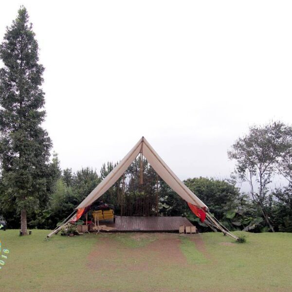#es_events

Ini dia panggung berlatar belakang lembah yang nantinya akan jadi sa...