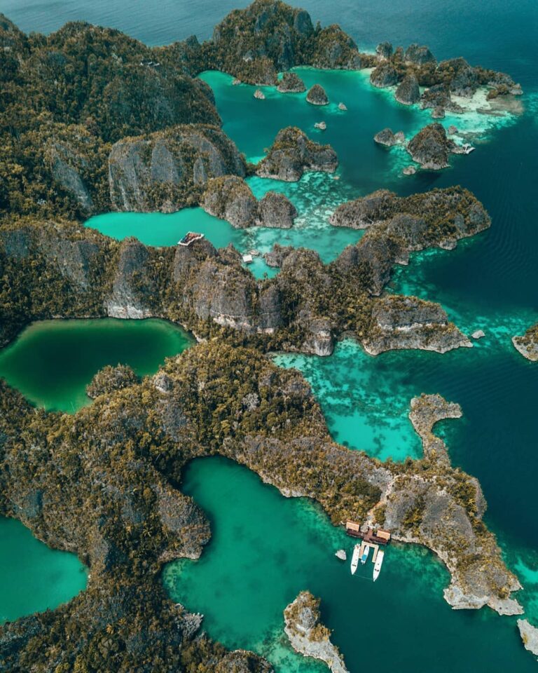 #ExplorePapua Photo today by  Taken at Raja Ampat, Papua, Indonesia...
